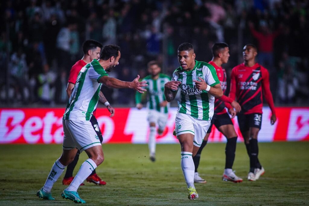 Onde assistir Fluminense x Juventude ao vivo - Campeonato Brasileiro neste sábado (01/06/2024). Foto: Fernando Alve/EC Juventude