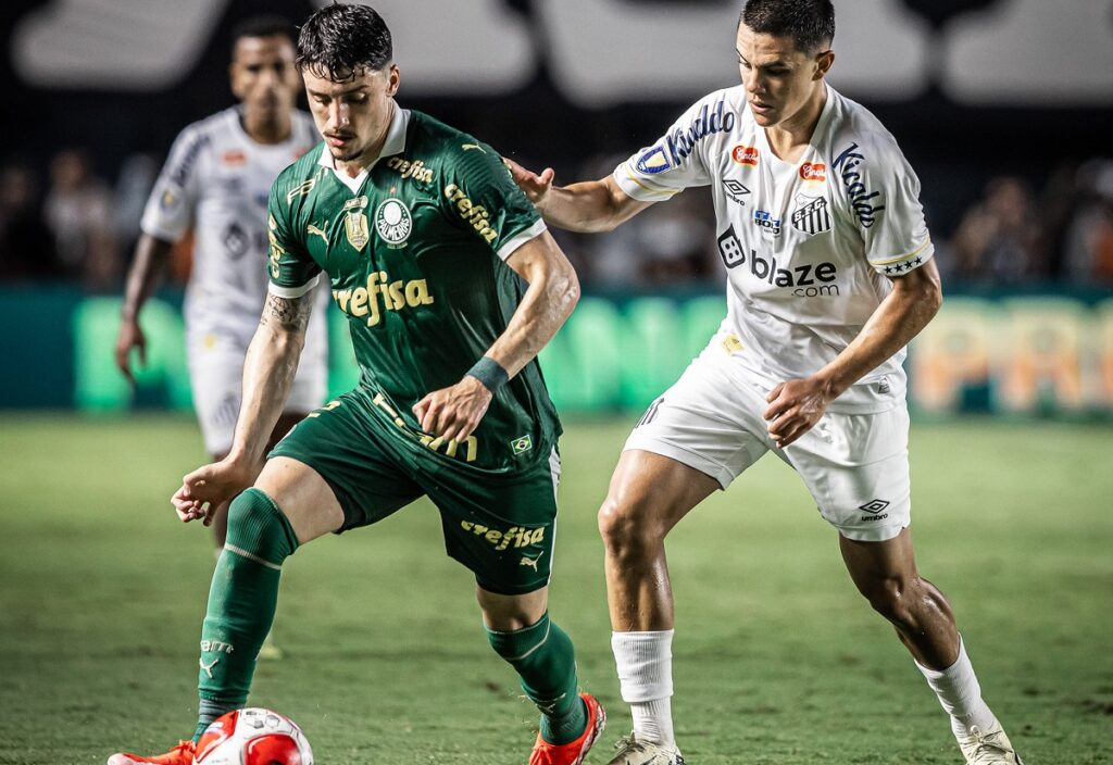 Onde assistir Palmeiras x Santos ao vivo - Campeonato Paulista neste domingo (07/04/2024). Foto: Raul Baretta/Santos FC