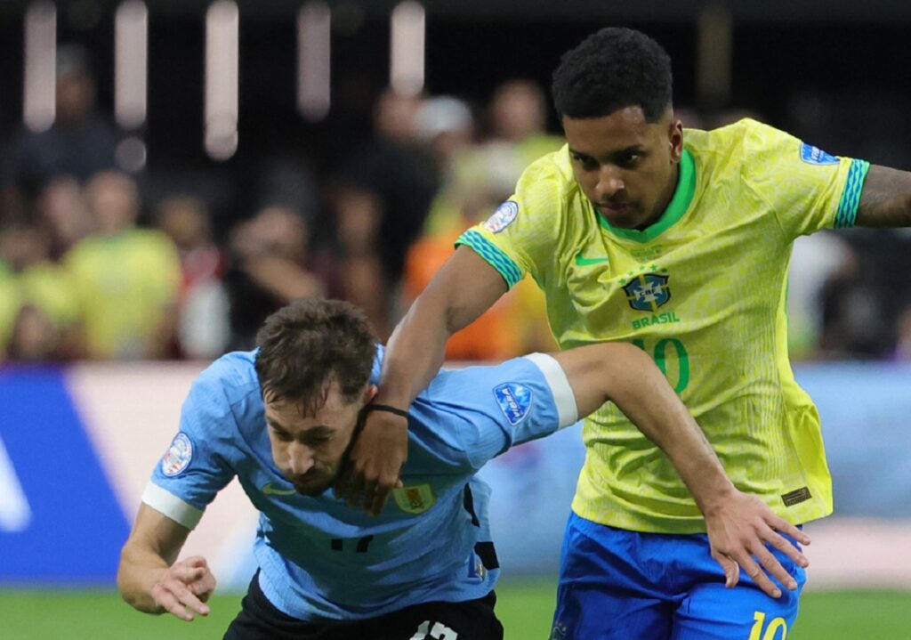 Lance do jogo entre Seleção Brasileira x Uruguai. Foto: Conmebol