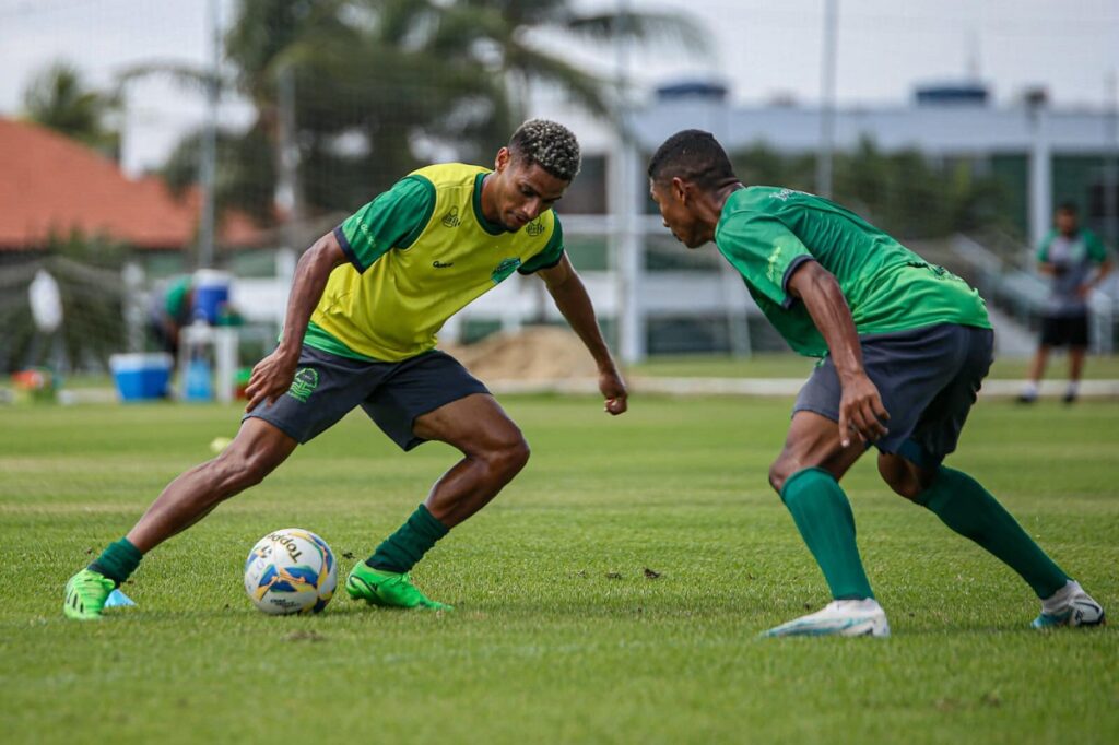 Onde assistir São José-RS x Floresta ao vivo - Série C nesta segunda-feira (08/07/2024). Foto: Ronaldo Oliveira/Floresta