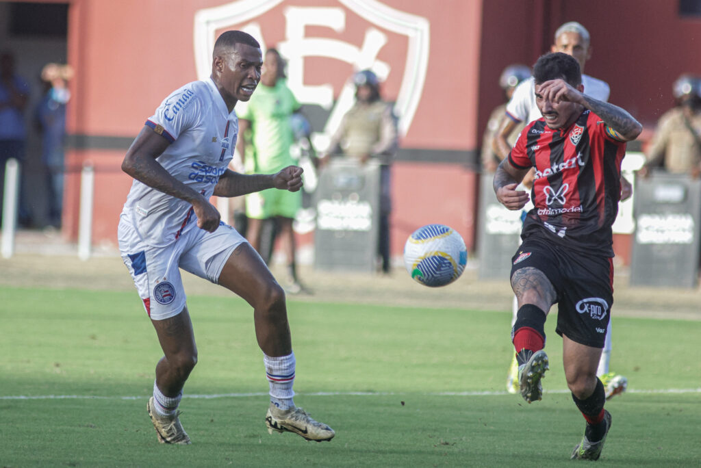 Onde assistir Bahia x Vitória ao vivo - Brasileirão neste domingo (11/08/2024). Foto: Tiago Caldas/EC Bahia