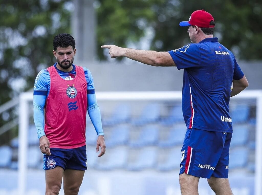 Onde assistir Cruzeiro x Bahia ao vivo - Brasileirão nesta sexta-feira (18/10/2024). Imagem: @thrafao