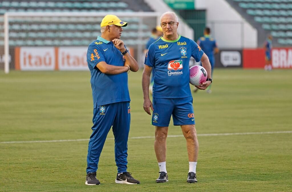 Onde assistir Brasil x Peru ao vivo - Eliminatórias Sul-Americanas nesta terça-feira (15/10/2024). Imagem: Rafael Ribeiro/CBF