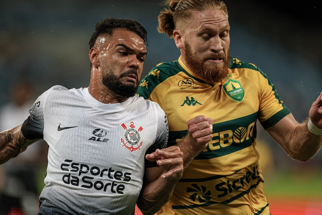 Lance do jogo entre Cuiabá x Corinthians. Imagem: AssCom Dourado