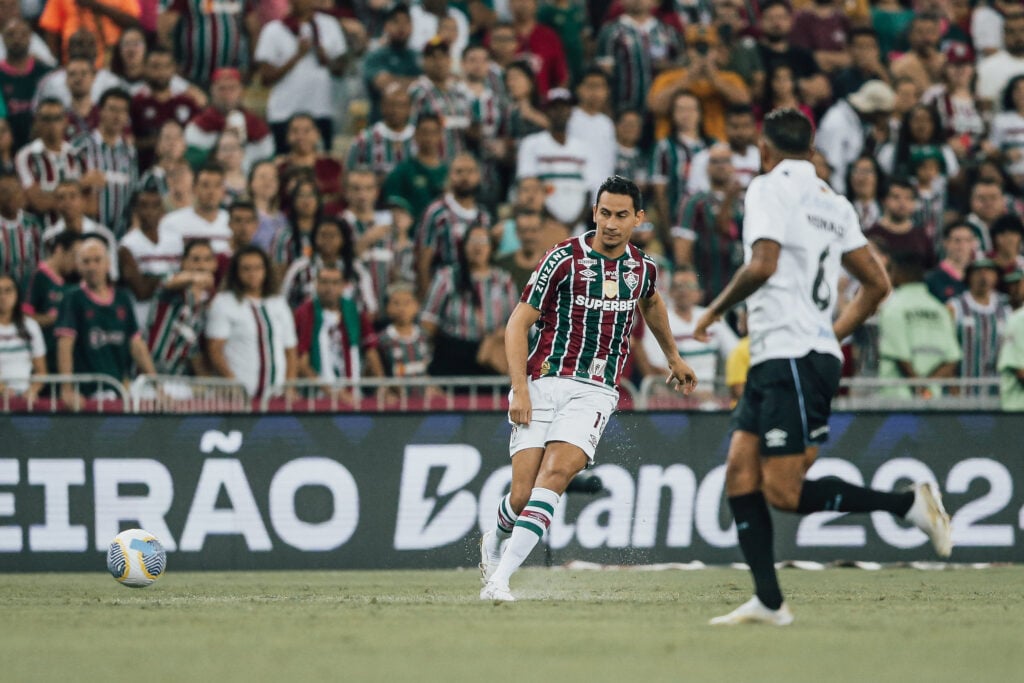 Lance de Fluminense x Grêmio. Imagem: Lucas Merçon/FFC