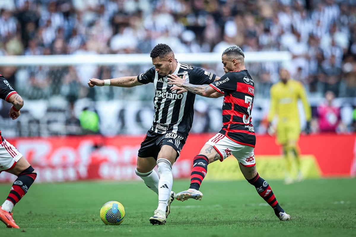 Onde assistir Flamengo x Atlético-MG ao vivo - Brasileirão nesta quarta-feira (13/11/2024). Imagem: Pedro Souza/Atlético