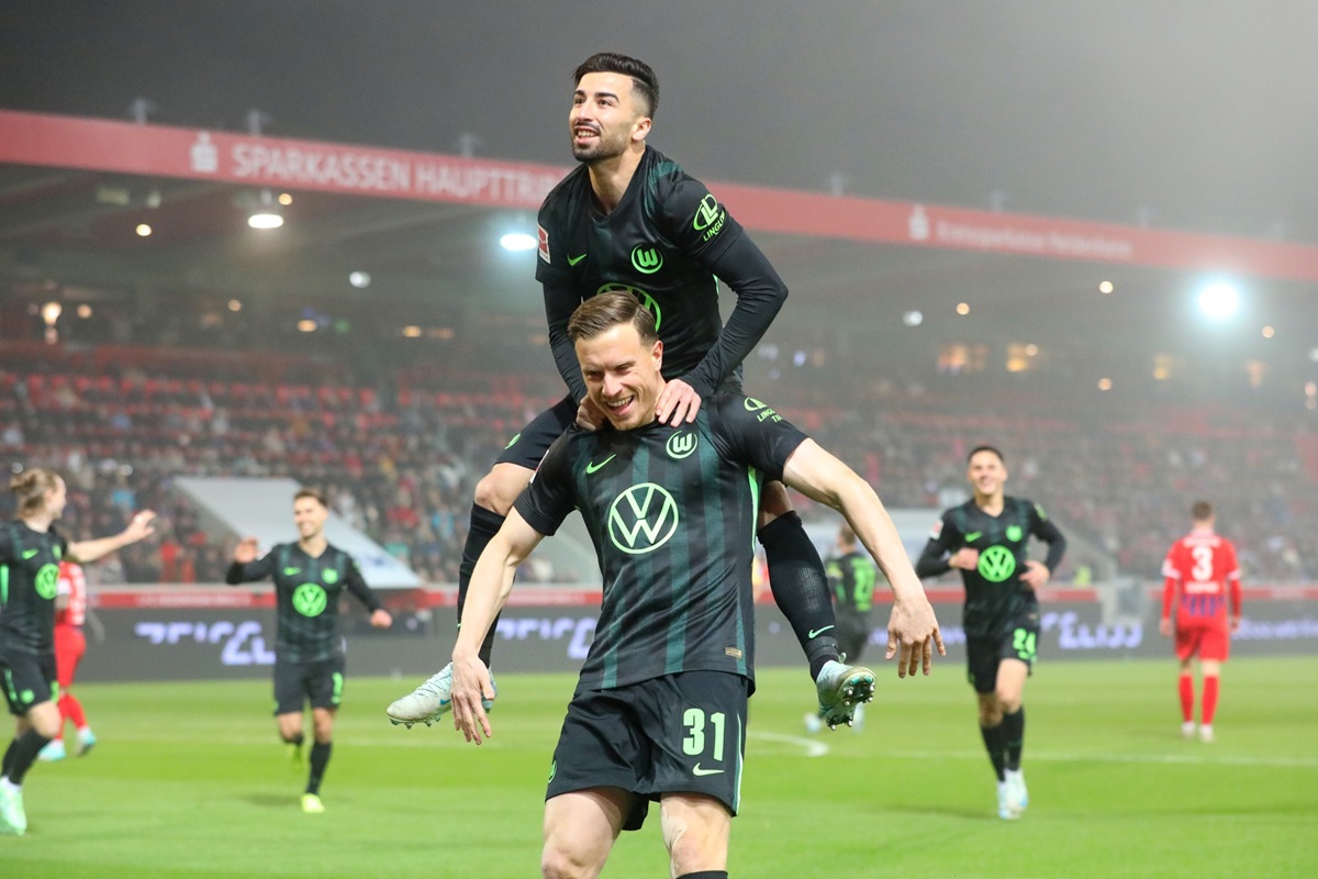 Onde assistir Freiburg x Wolfsburg ao vivo - Bundesliga nesta sexta-feira (13/12/2024). Imagem: Divulgação Wolfsburg