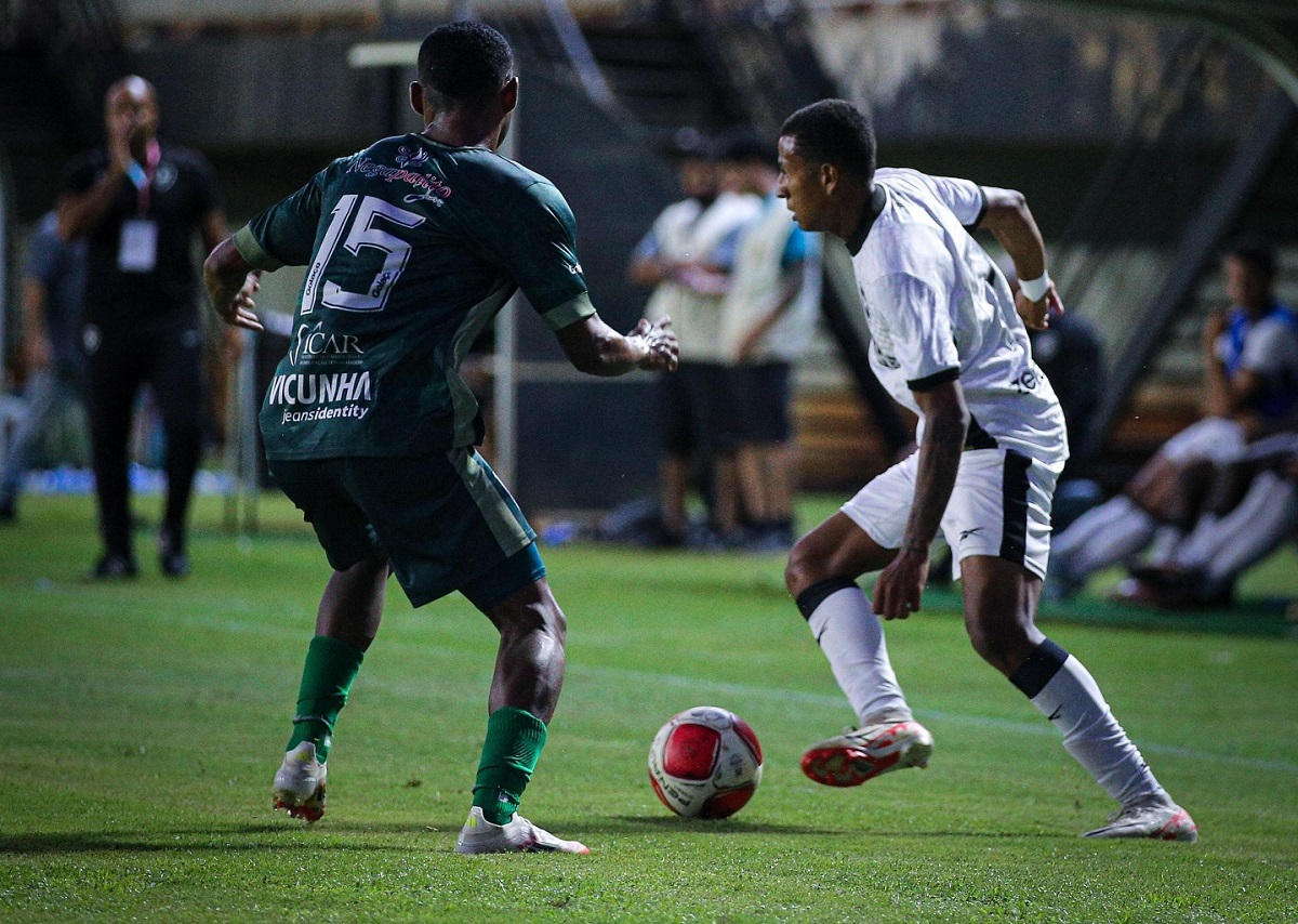 Onde assistir Votuporanguense x Botafogo ao vivo - Copinha nesta quarta-feira (08/01/2025). Imagem: Henrique Lima/ BFR