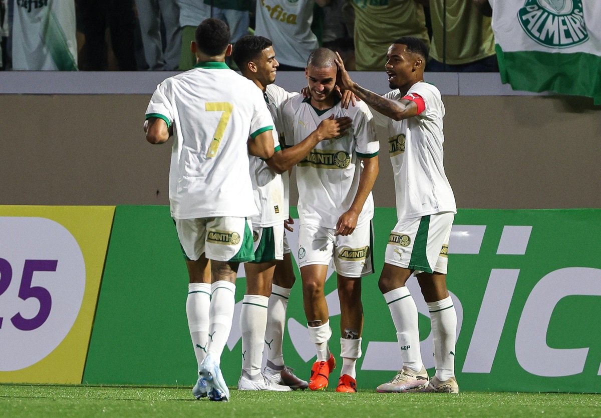 Onde assistir Oeste x Palmeiras ao vivo - Copinha nesta quinta-feira (09/01/2025). Imagem: Fabio Menotti/Palmeiras