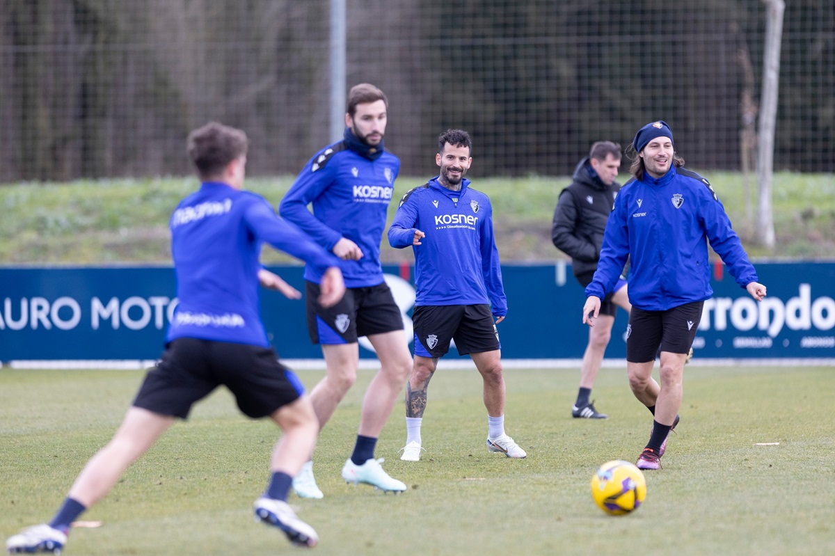 Onde assistir Las Palmas x Osasuna ao vivo - La Liga nesta sexta-feira (24/01/2025). Divulgação Osasuna