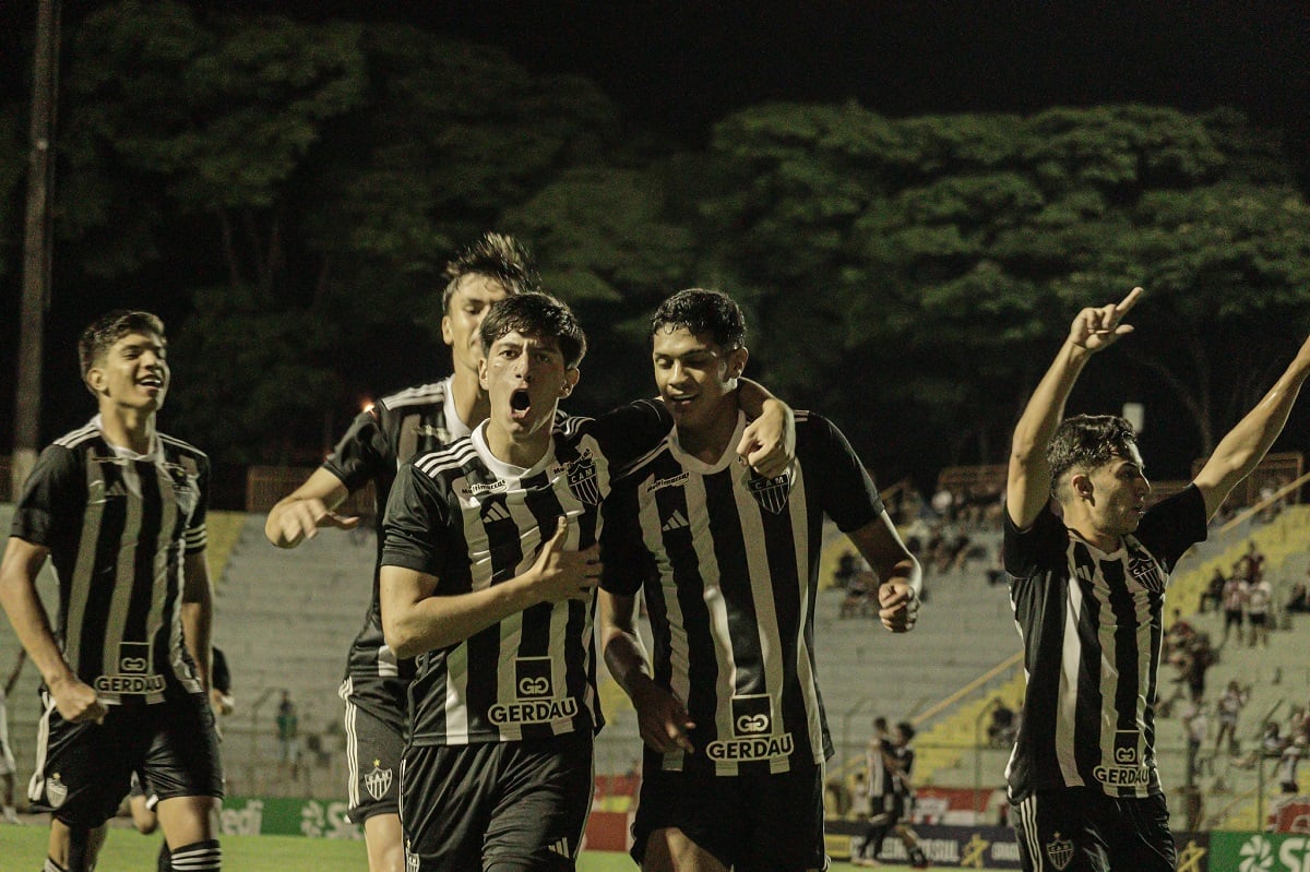 Onde assistir Guarani x Atlético-MG ao vivo - Copinha nesta terça-feira (14/01/2025). Imagem: Pedro Click/Atlético