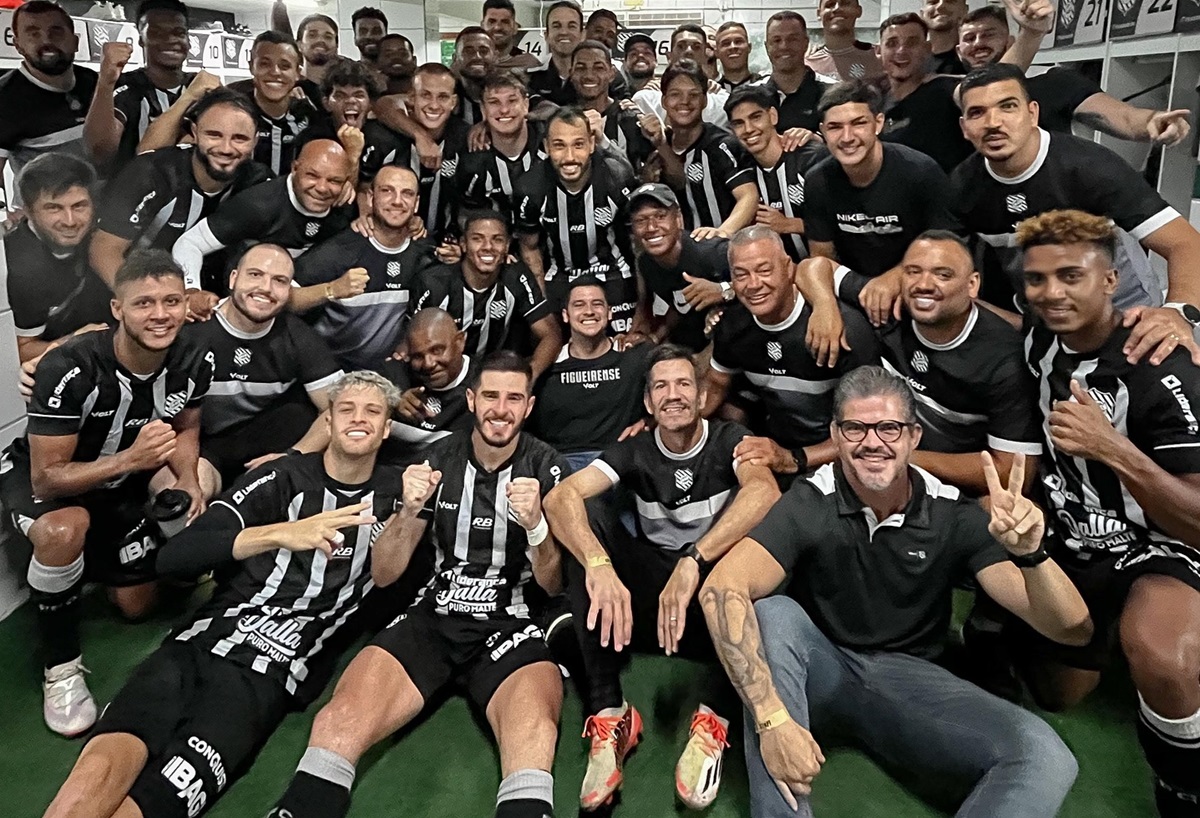 Onde assistir Barra-SC x Figueirense ao vivo - Catarinense neste sábado (08/02/2025). Imagem: Divulgação Figueirense