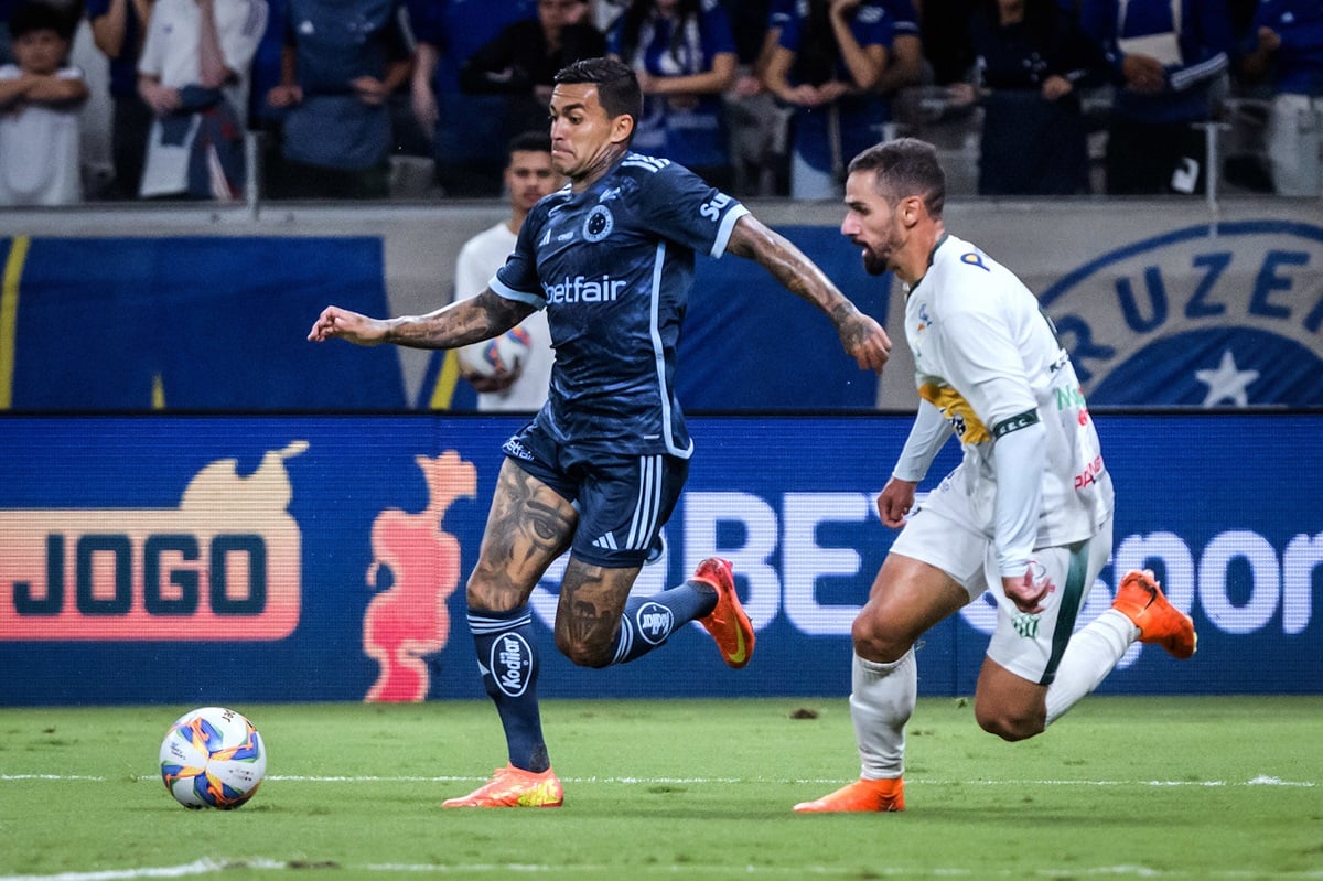 Onde assistir América-MG x Cruzeiro ao vivo - Mineiro nesta quarta-feira (05/02/2025). Imagem: Gustavo Aleixo/Cruzeiro