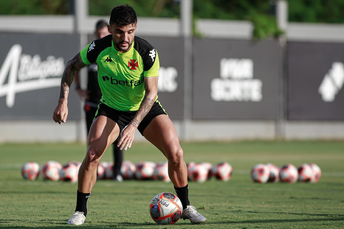 Onde assistir Flamengo x Vasco ao vivo - Taça Guanabara neste sábado (15/02/2025). Imagem: Matheus Lima CR Vasco