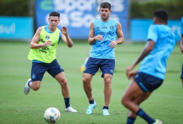 Grêmio x Guarany de Bagé ao vivo; onde assistir, horário e escalações do jogo deste sábado (2) pelo Gauchão. Foto: Lucas Uebel/GFBPA