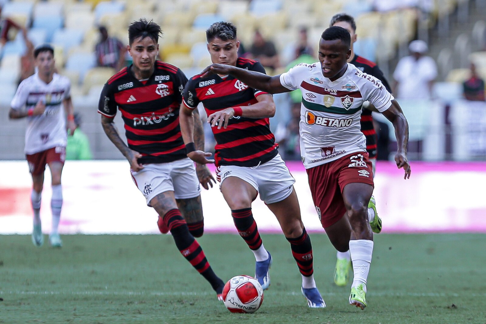 Fluminense x Flamengo ao vivo; onde assistir, horário e escalações do jogo deste sábado (9) pelo Carioca. Foto: Lucas Merçon/Fluminense