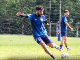 Londrina x Corinthians ao vivo; onde assistir, horário e escalações do jogo amistoso desta quarta (27). Foto: LEC