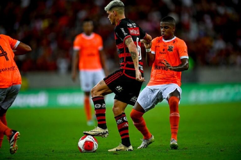 Onde assistir Flamengo x Nova Iguaçu ao vivo - Campeonato Carioca neste domingo (07/04/2024). Foto: CRF