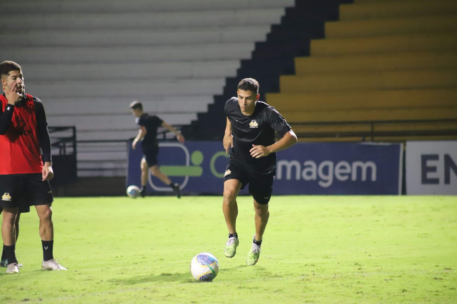 Bahia x Criciúma ao vivo: onde assistir ao jogo desta terça-feira (30) pela Copa do Brasil. Foto: Celso da Luz/Criciúma