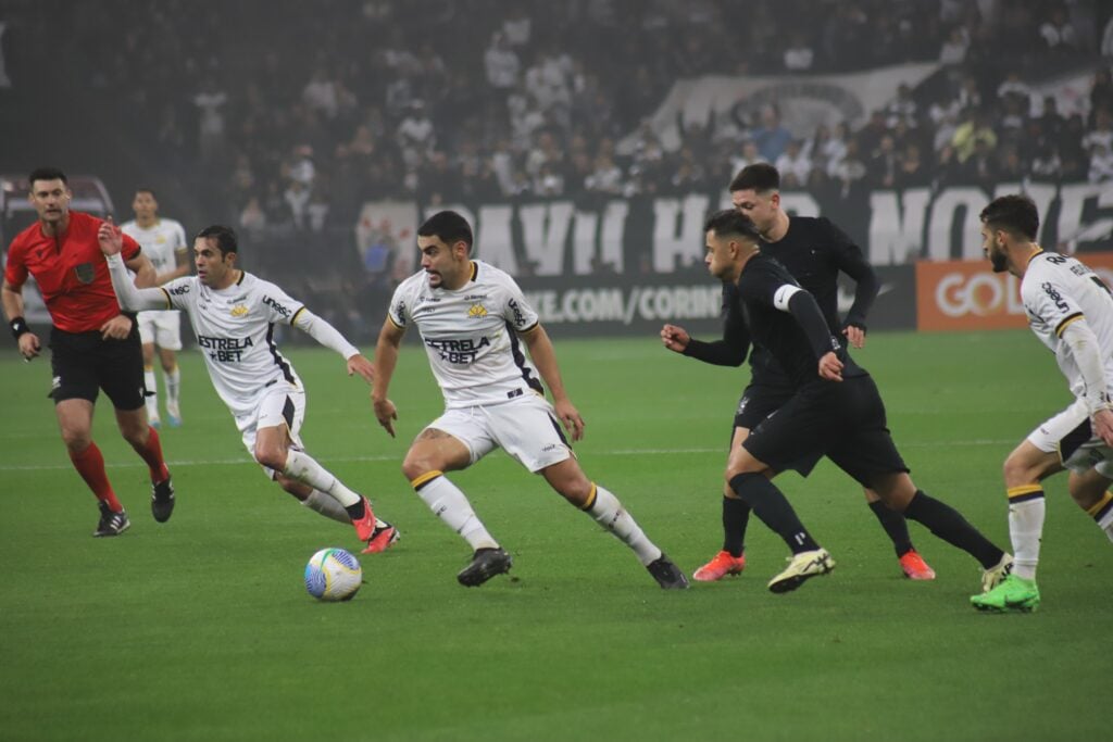 Onde assistir Bahia x Corinthians ao vivo - Brasileirão neste domingo (21/07/2024). Foto: Celso da Luz/CEC