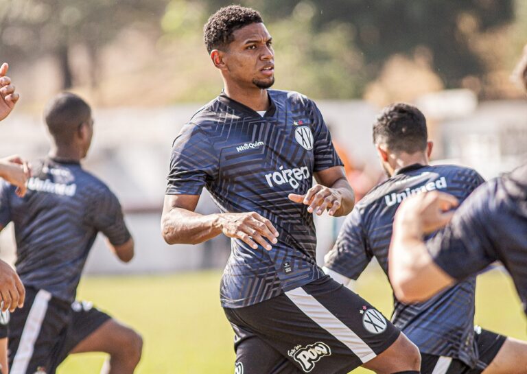 Onde assistir XV de Piracicaba x São-Carlense ao vivo - Copa Paulista neste sábado (17/08/2024). Foto: Makasten