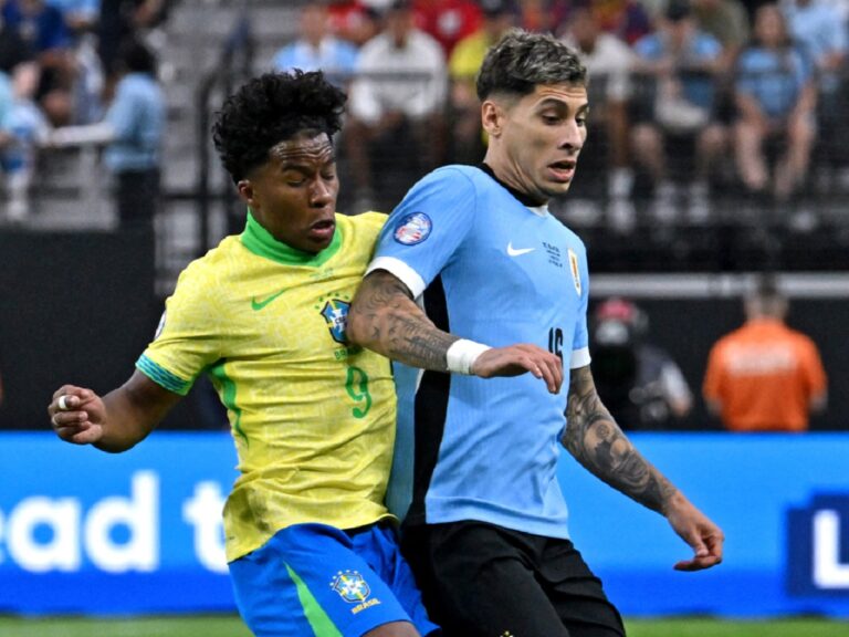 Lance do jogo entre Seleção Brasileira x Uruguai. Foto: Conmebol