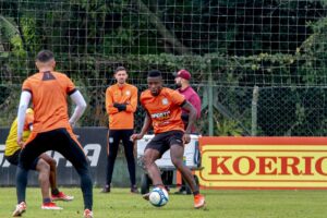 Onde assistir Figueirense x São José-RS ao vivo - Série C neste domingo (18/08/2024). Foto Patrick Floriani/FFC