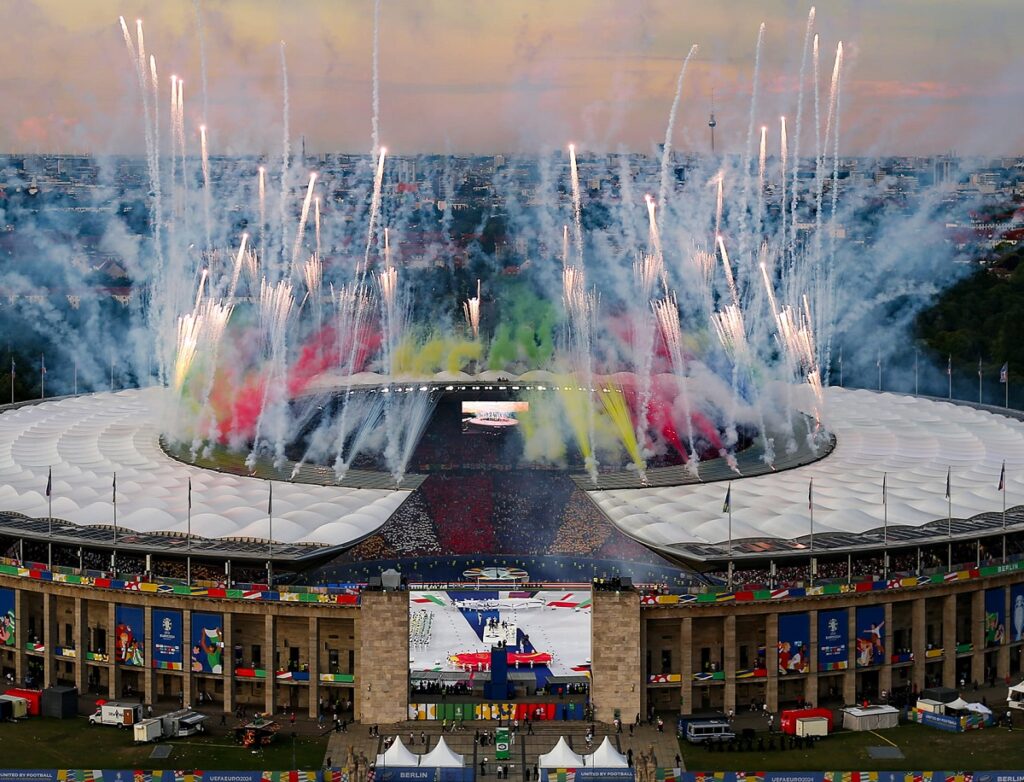 Espanha x Inglaterra na final da Eurocopa. Foto: Uefa