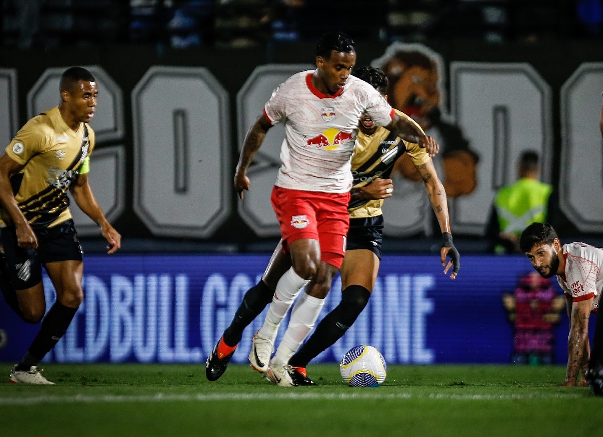 Onde assistir Athletico-PR x Bragantino ao vivo - Copa do Brasil nesta quarta-feira (31/07/2024). Foto: Ari Ferreira/RB Bragantino