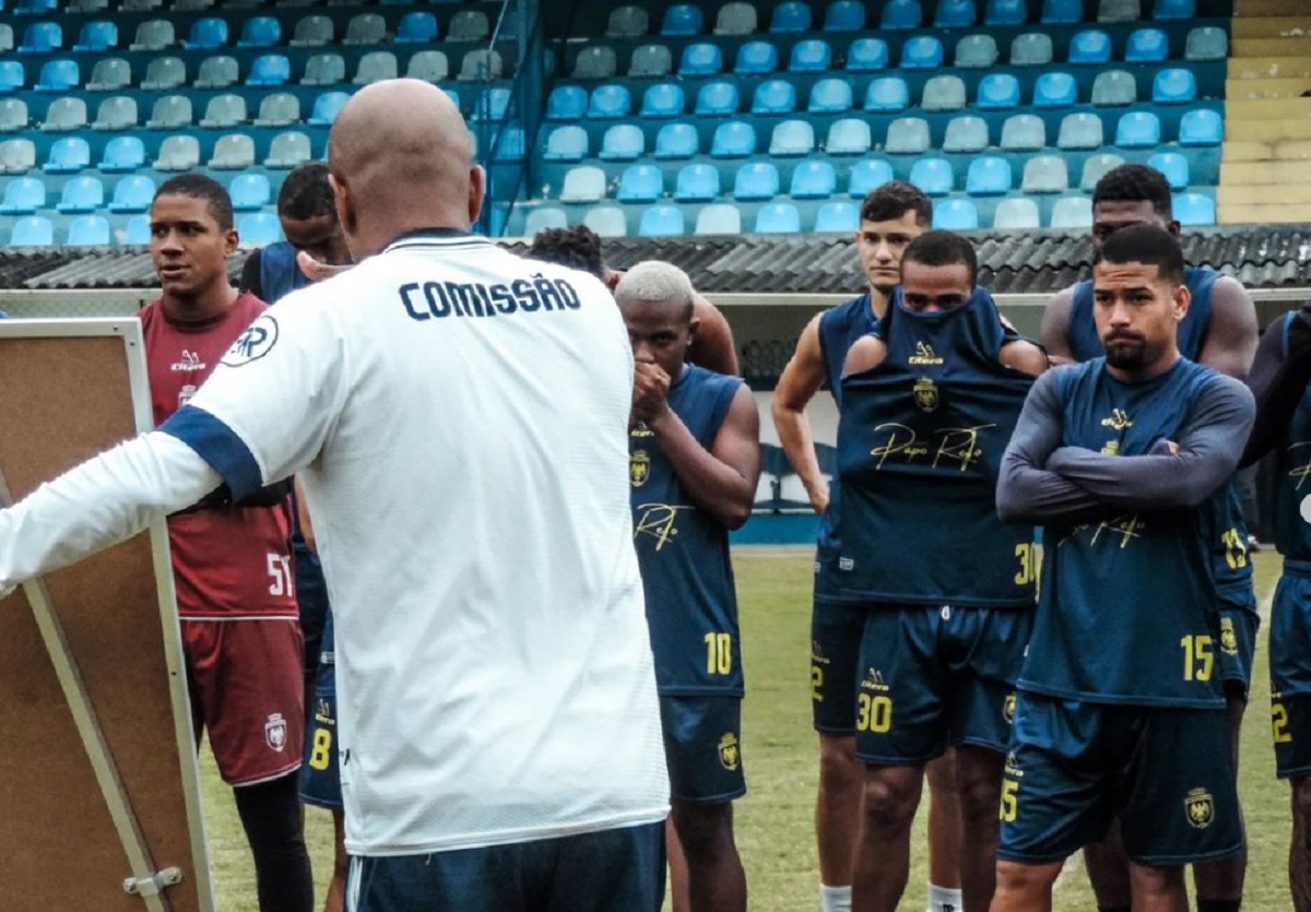 Onde assistir Petrópolis x Araruama ao vivo - Taça Santos Dumont nesta quarta-feira (31/07/2024). Foto: Instagram Petrópolis