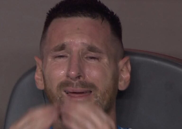 Messi chora compulsivamente após lesão na final da Copa América. Foto: Reprodução
