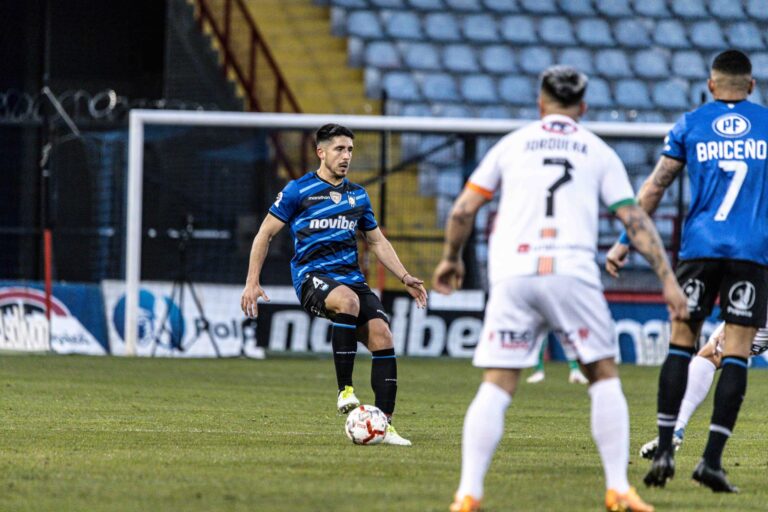 Onde assistir Huachipato x Racing ao vivo - Copa Sul-Americana nesta terça-feira (13/08/2024). Foto: Divulgação Huachipato