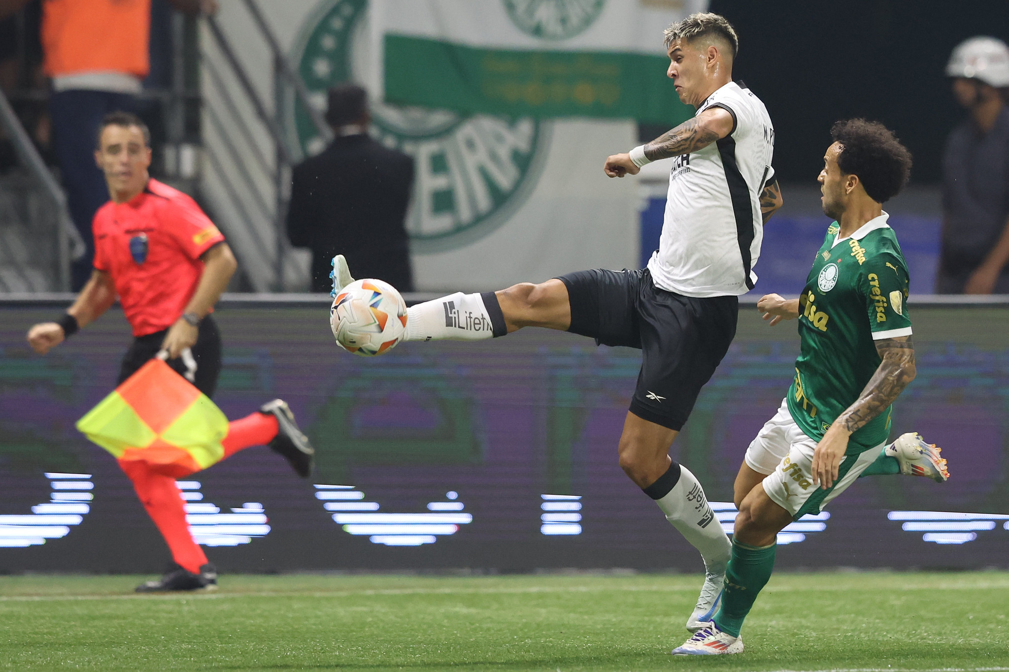 O Cruzeiro encara o Boca Juniors na noite desta quinta-feira (22), a partir das 21h30, no estádio do Mineirão, em Belo Horizonte. Esse será o jogo de volta das oitavas de final da Copa Sul-Americana.. Foto: Vitor Silva/BFR