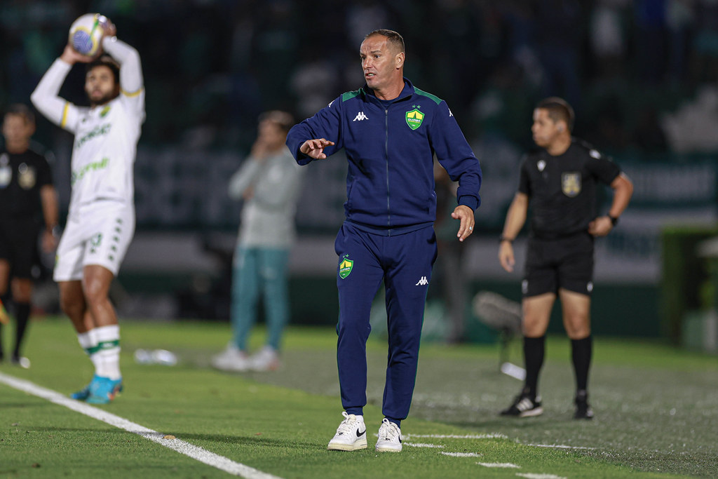 Petit sai e Cuiabá busca novo técnico para o Brasileirão. Foto: AssCom Dourado