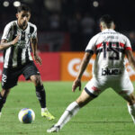 Onde assistir Botafogo x São Paulo ao vivo - Libertadores nesta quarta-feira (18/09/2024). Imagem: Vitor Silva/BFR