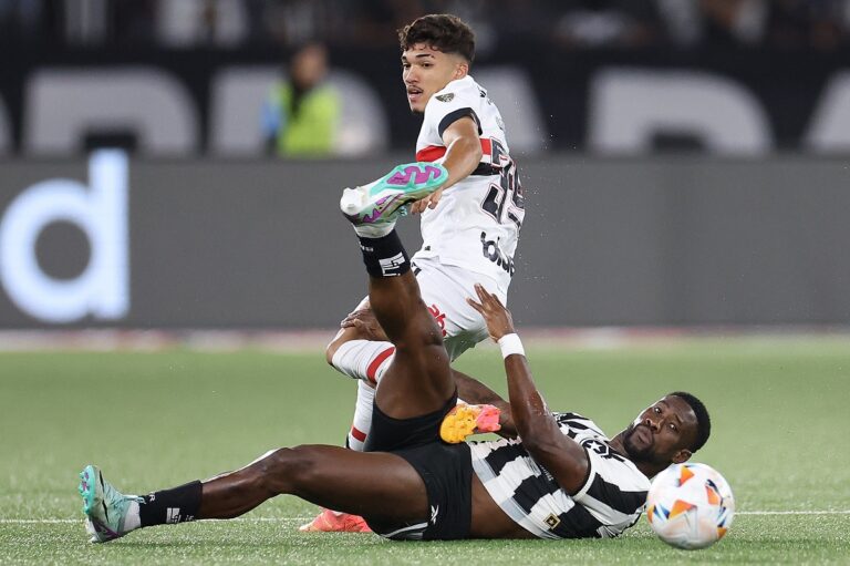 Onde assistir São Paulo x Botafogo ao vivo - amanhã nesta quarta-feira (25/09/2024). Imagem: Vitor Silva/Botafogo