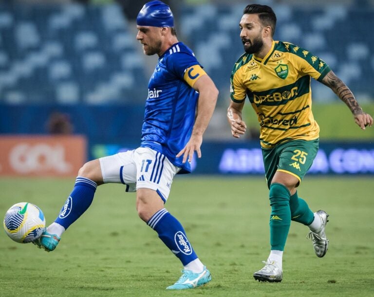 Lance de Cuiabá x Cruzeiro. Imagem: Gustavo Aleixo/ Cruzeiro