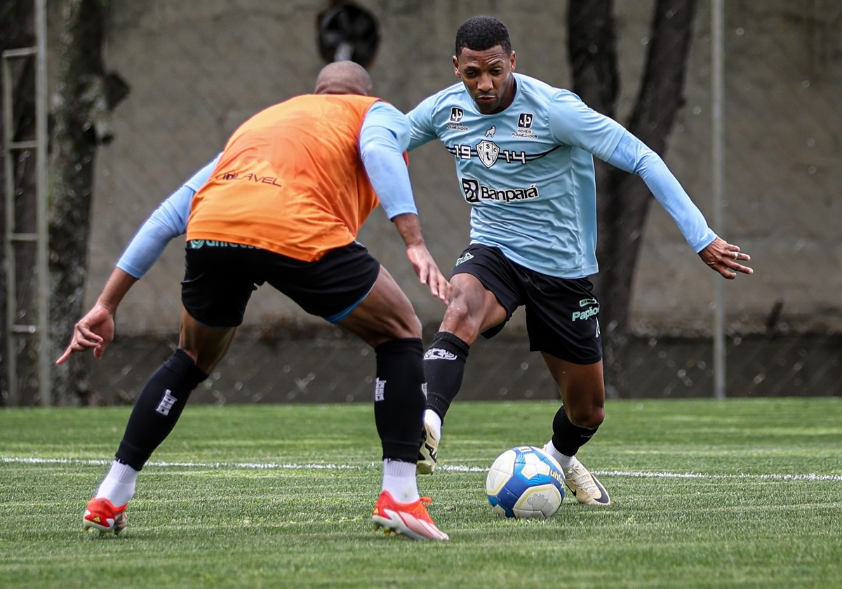 Onde assistir Paysandu x Coritiba ao vivo - Série B nesta quarta-feira (23/10/2024). Imagem: Matheus Vieira/Paysandu