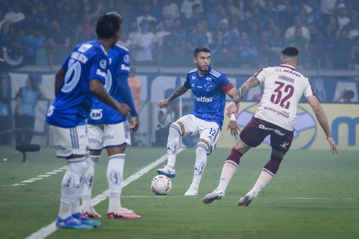 Onde assistir Lanús x Cruzeiro ao vivo - Sul-Americana nesta quarta-feira (30/10/2024). Imagem: Gustavo Aleixo/Cruzeiro