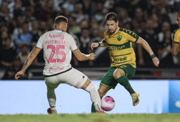 Lance do jogo entre Vasco x Cuiabá. Imagem: AssCom Dourado