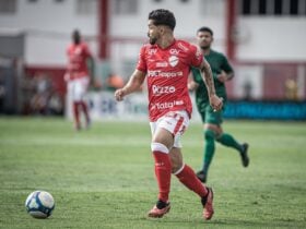 Onde assistir Vila Nova x Amazonas ao vivo - Série B nesta terça-feira (22/10/2024). Imagem: Isabela Azine/Vila Nova