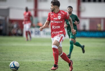 Onde assistir Vila Nova x Amazonas ao vivo - Série B nesta terça-feira (22/10/2024). Imagem: Isabela Azine/Vila Nova