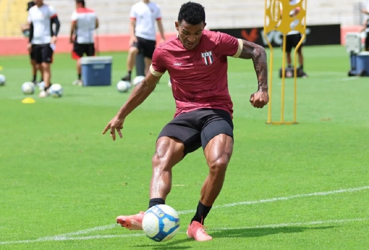 Onde assistir Botafogo-SP x Avaí ao vivo - Série B nesta segunda-feira (18/11/2024). Imagem: Divulgação Botafogo-SP