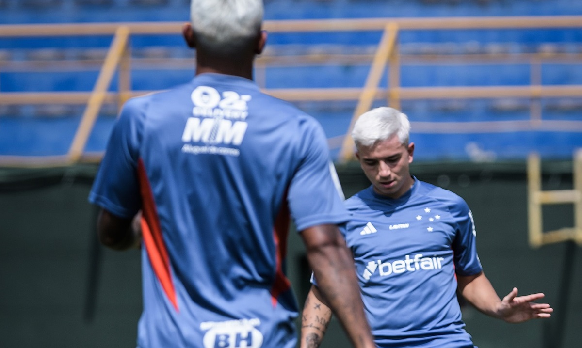 Onde assistir Cruzeiro x Grêmio ao vivo - Brasileirão nesta quarta-feira (27/11/2024). Imagem: Gustavo Aleixo/Cruzeiro