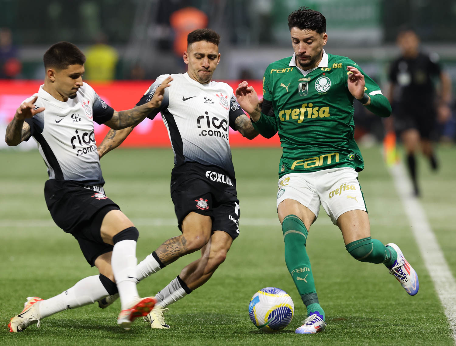 Onde assistir Corinthians x Palmeiras ao vivo - Brasileirão nesta segunda-feira (04/11/2024). Imagem: Cesar Greco/Ag. Palmeiras