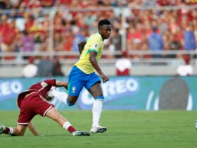 Lance de Brasil x Venezuela. Imagem: Rafael Ribeiro/CBF