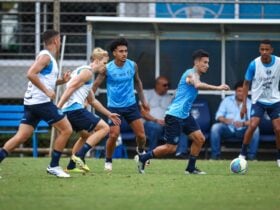 Onde assistir Grêmio x Juventude ao vivo - Brasileirão nesta quarta-feira (20/11/2024). Imagem: Lucas Uebel/GFBPA