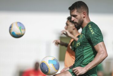 Onde assistir Fluminense x Cuiabá ao vivo - Brasileirão nesta quinta-feira (05/12/2024). Imagem: Marcelo Gonçalves/FFC