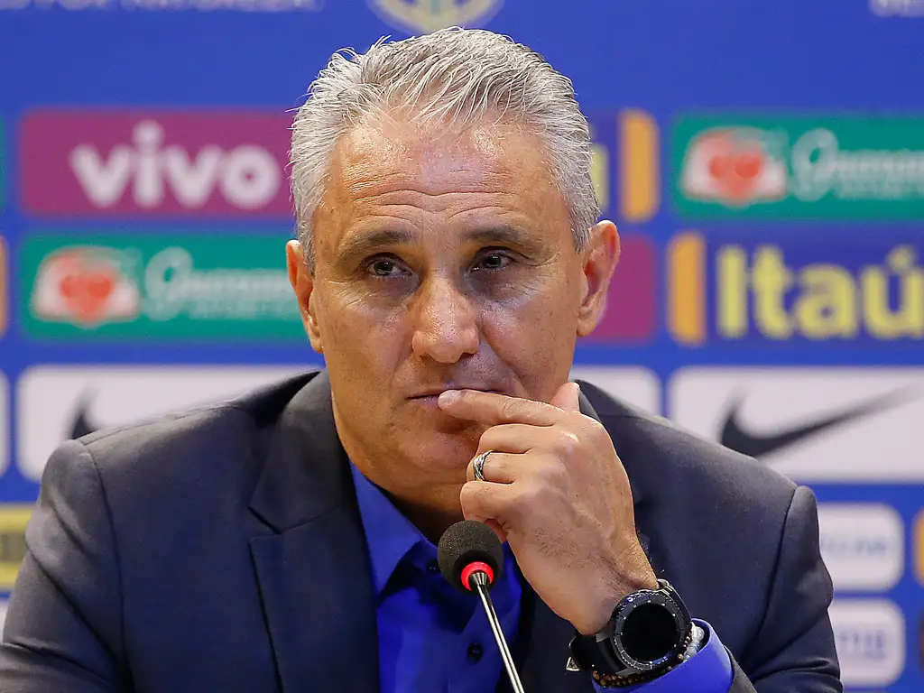 Tite em baixa? Treinador perde espaço no mundo da bola. Imagem: Fernando Frazão/Agência