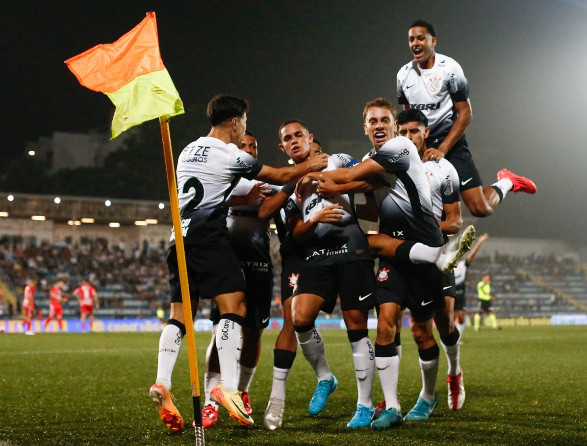 Onde assistir Rio Branco-AC x Corinthians ao vivo - Copinha nesta terça-feira (07/01/2025). Imagem: Rodrigo Gazzanel / Corinthians